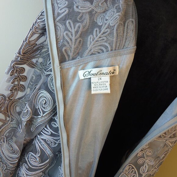 The Soulmates Soutache Lace Women's 2X Gray-Blue Evening Dress is a stunning gow - Picture 11 of 14